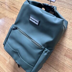 NWT Hunter Backpack Green Water resistant fits up to 14" laptop